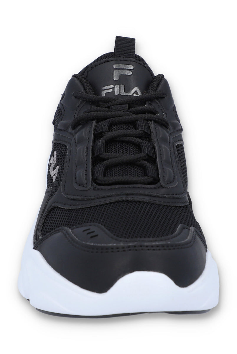 Fila jump in clearance black basketball shoes