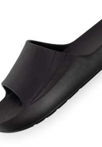 Phantom Off-Court Women's Sliders