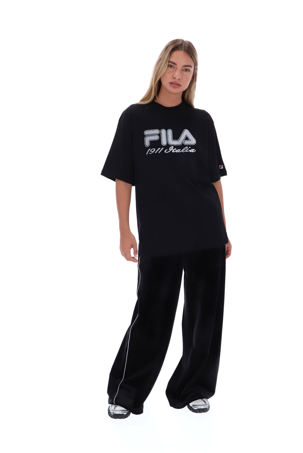 Black Carly Boyfriend T-Shirt