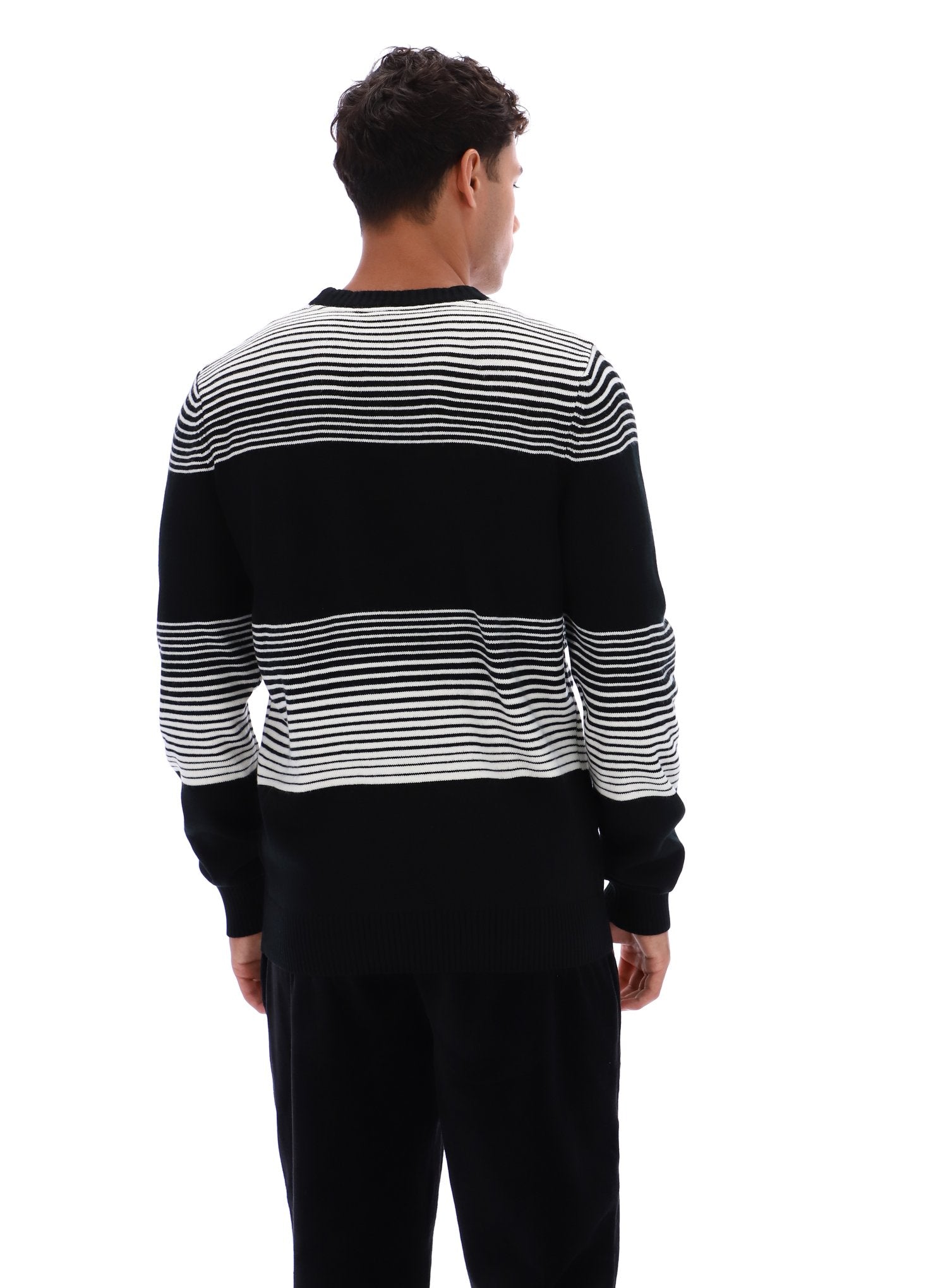 Black Connor Striped Knit Crew Neck – Fila UK