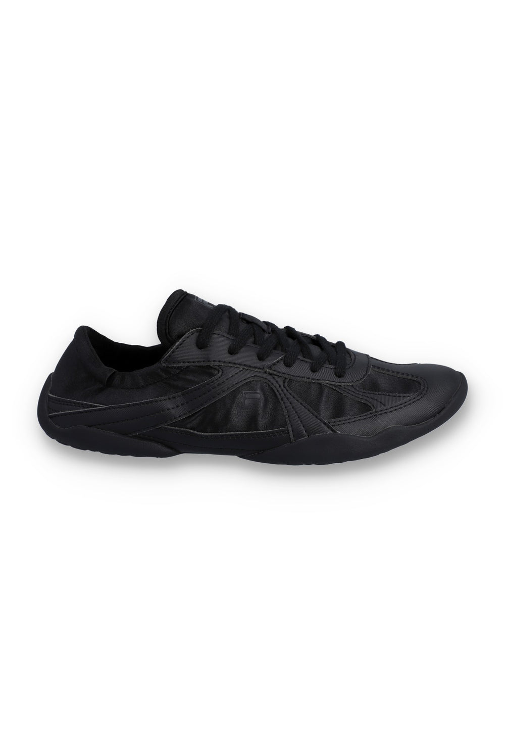 Black Glio Performance Trainers
