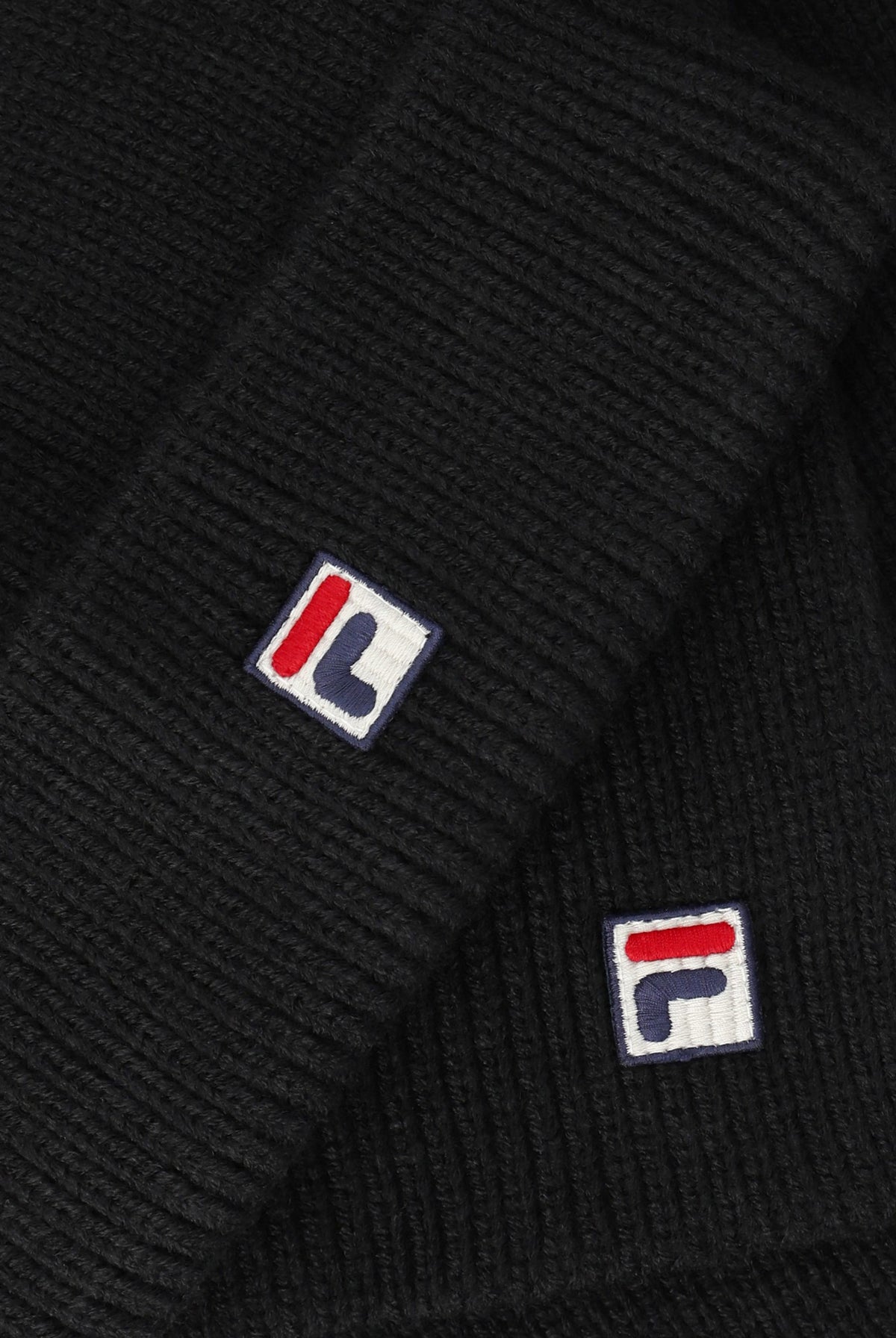 Black Maxim Beanie & Scarf Set