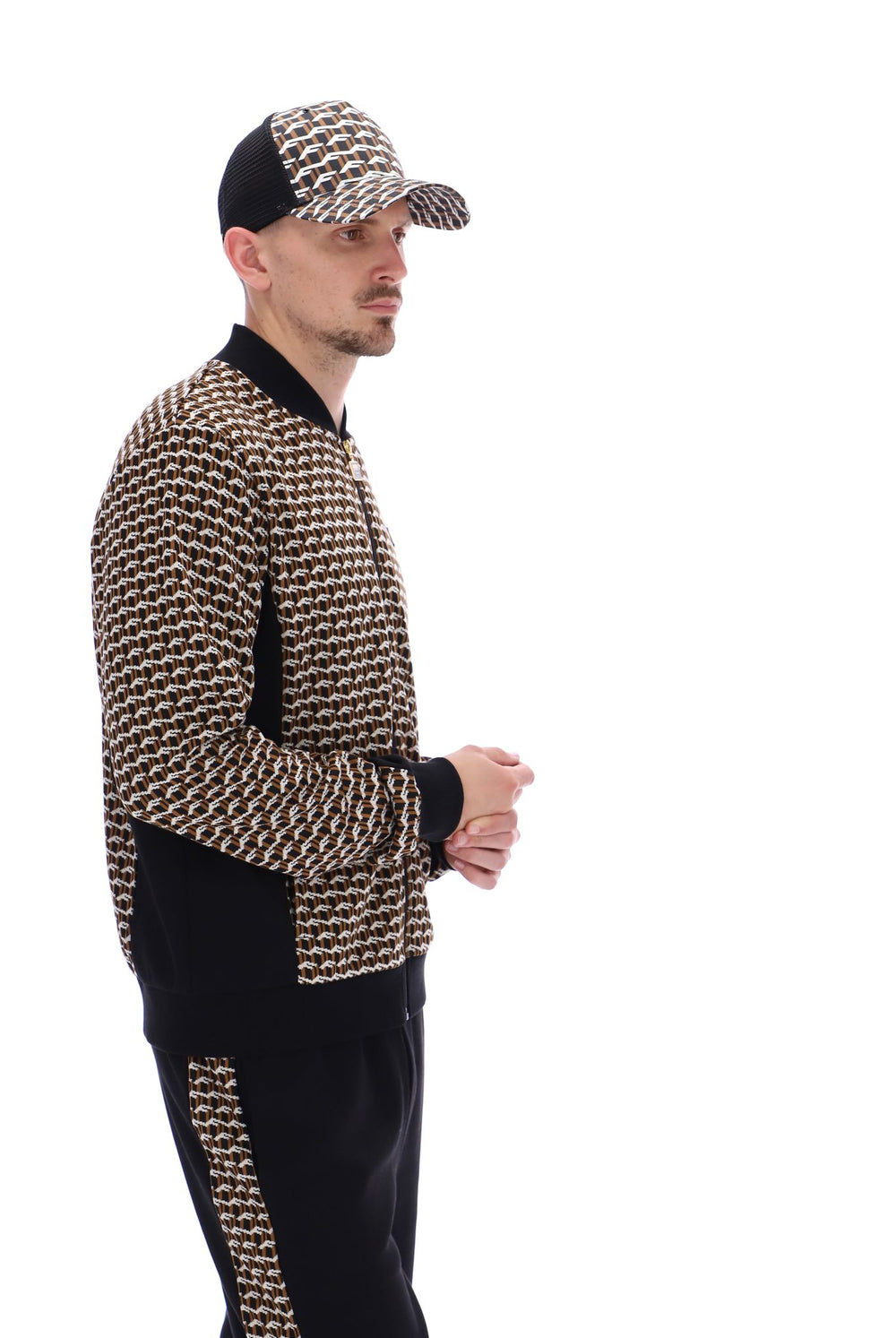 Vigo Geo Pattern Tracktop