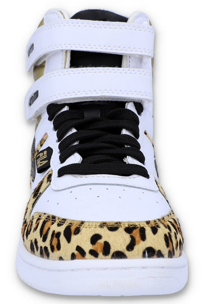 Fila leopard deals print trainers